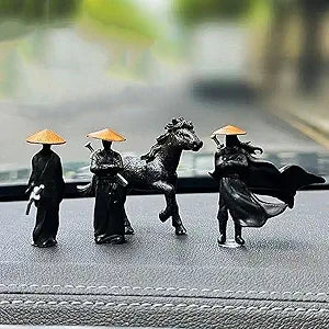 Creative Samurai and War Horse Dashboard Ornament – Oriental Style Car Interior Decoration, Resin Figurine Set for Car, Home, Office, and Gift